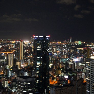 Umeda Sky Building (Osaka), Night view on the city from the observatory 3