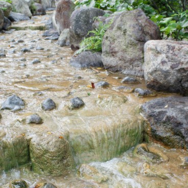 Jigoku Meguri in Beppu, Rocky river bed