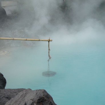 Jigoku Meguri in Beppu, Steam cooking