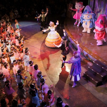 sanrio-puroland-hello-kitty-tokyo-14