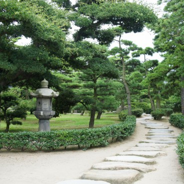Takamatsu, Garden of the Castle's ruins in Tamamo Park 2