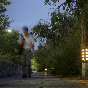 Kamo-gawa (Kyoto), Evening stroll in downtown Kyoto along the river 3