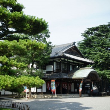Ritsurin Koen (Takamatsu), Shoko-shoreikan museum