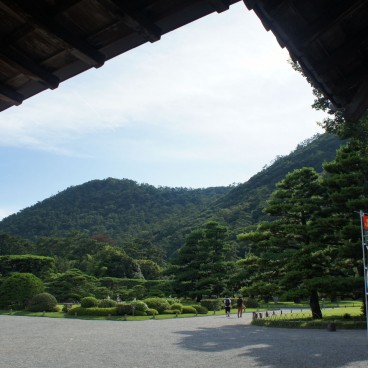Ritsurin Koen (Takamatsu), View on the garden from Shoko-shoreikan museum