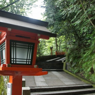 Mount Kurama, Red lantern