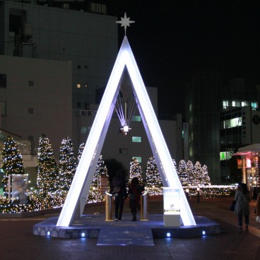 christmas-ornaments-tokyo-3