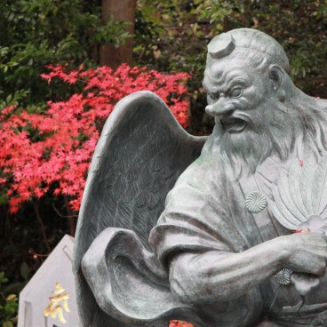 Mount Takao (Tokyo), Statue of a Tengu mountain god 2
