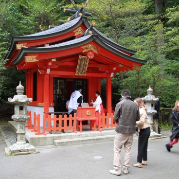 Hakone-jinja shrine 6