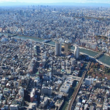 Tokyo SkyTree, View on the Sumida River and the Asahi Beer Hall 2