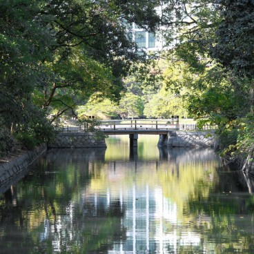Hamarikyu Garden (Tokyo), Bridge