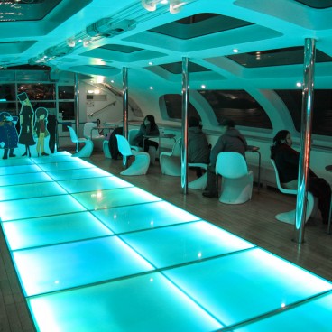 Himiko Cruise (Tokyo), Night view inside the boat 2