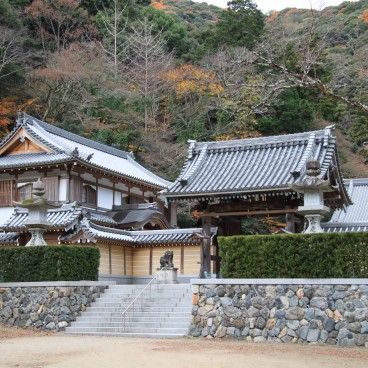 Minoh Park (Osaka), Ryuanji Temple
