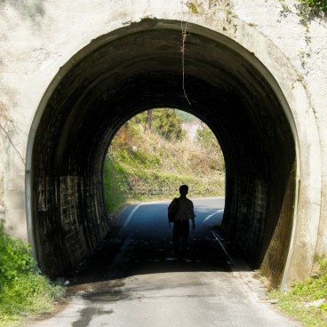 Yoshinoyama, A tunnel in the mountain