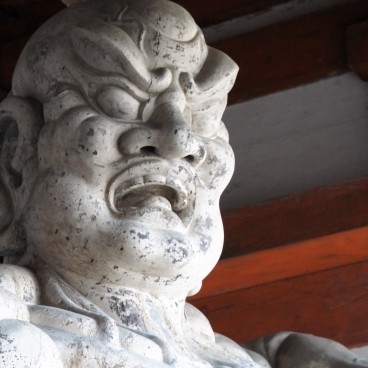 Yoshinoyama, Buddhist statue