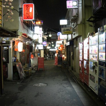 golden-gai-shinjuku-tokyo-4