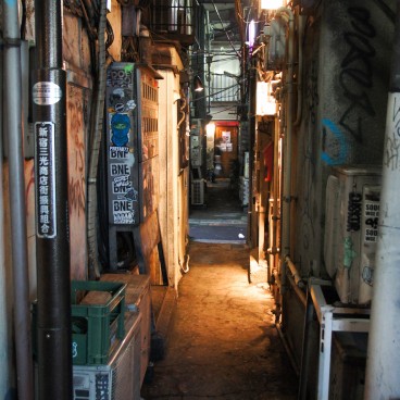 golden-gai-shinjuku-tokyo-8