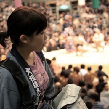 Sumo tournament in Osaka, Ice cream seller in the stadium 2