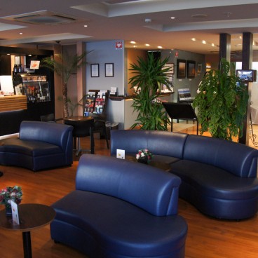 Helicopter Ride over Tokyo, Lounge at the heliport