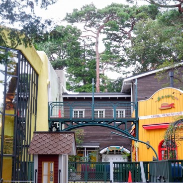 Ghibli Museum (Mitaka), Museum exterior and café 2