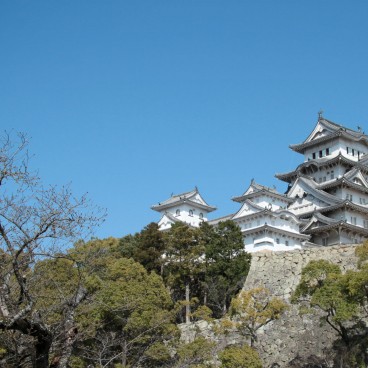 Himeji Castle, The defensive walls and the keep before the 2015 renovation 2