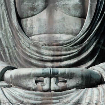 Kotoku-in (Kamakura), Detail of the Great Buddha bronze statue's hands