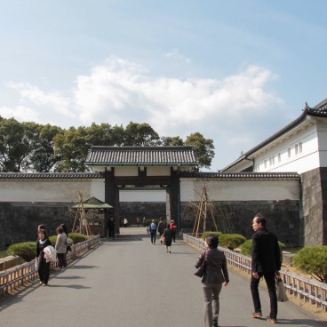 Kokyo Tokyo Imperial Palace, Entrance of the grounds