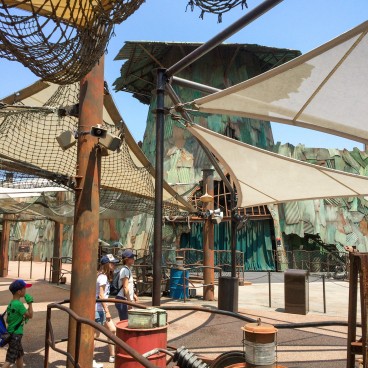 Universal Studios Japan (USJ, Osaka), Waterworld