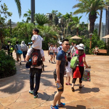 Universal Studios Japan (USJ, Osaka), Alley in the park