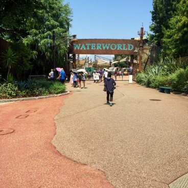 Universal Studios Japan (USJ, Osaka), Alley of the park and entrance to Waterworld