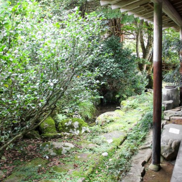 Shirakawa-go, View on a garden