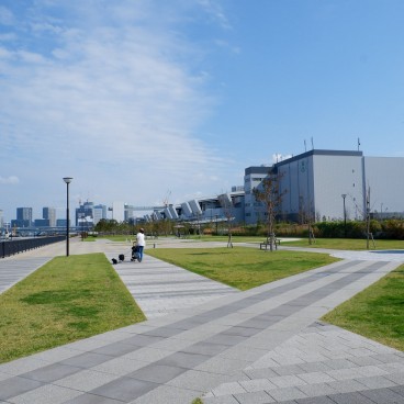 Toyosu-Gururi Park