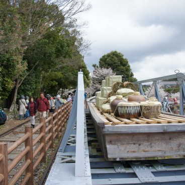 Keage Incline in Kyoto, Reconstitution of a boat transporting freight