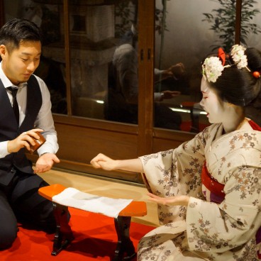 Maiko during a private ceremony in Kyoto 6