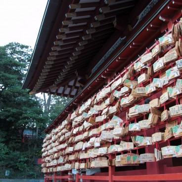 Tsurugaoka Hachimangu (Kamakura), Ema votive plates