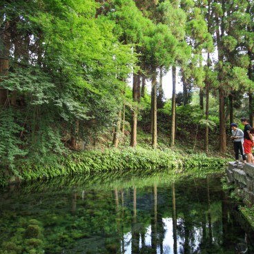 Mount Aso (Kyushu), Stream of water