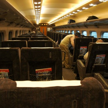 Green Car Jr Shinkansen 3