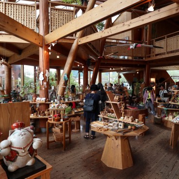 Yufuin (Kyushu), Kraft shop in Yufyuin