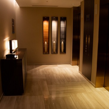 Oakwood Premier Tokyo, Access by the lifts