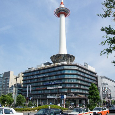 Kyoto Tower and Kyoto Tower Hotel