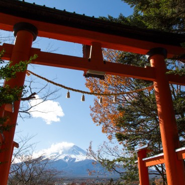 Arakurayama Sengen Shrine, Torii gate 2