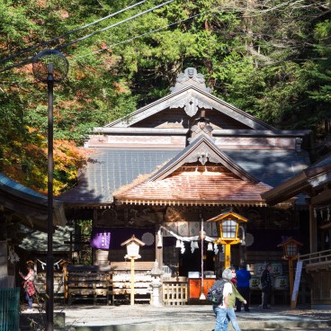 Arakurayama Sengen Shrine, Worshipping Pavilion