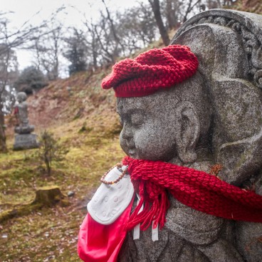 Mii-dera, Buddhist statues and offerings 4