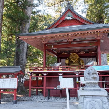 Futarasan-jinja, Nikko, Kagura-den Pavilion
