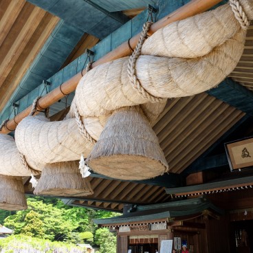 Izumo Taisha, Detail of a shimenawa cord