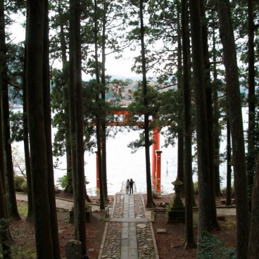 Hakone-jinja, Floating torii on Lake Ashi