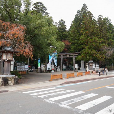 Kumano Kodo, Entrance of Kumano Hongu Taisha on road 168 in Tanabe (Wakayama)