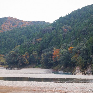 Otonashi River, White sandbank in Tanabe (Wakayama)