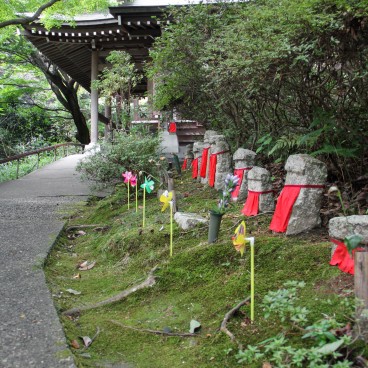 Omihachiman, Zuiryu-ji Temple on Mount Hachiman 3