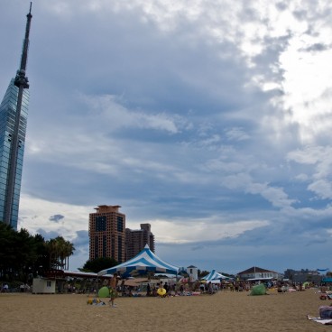 Fukuoka Tower, View from Seaside Momochi Park