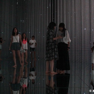 teamLab Planets (Tokyo), The Infinite Crystal Universe 4